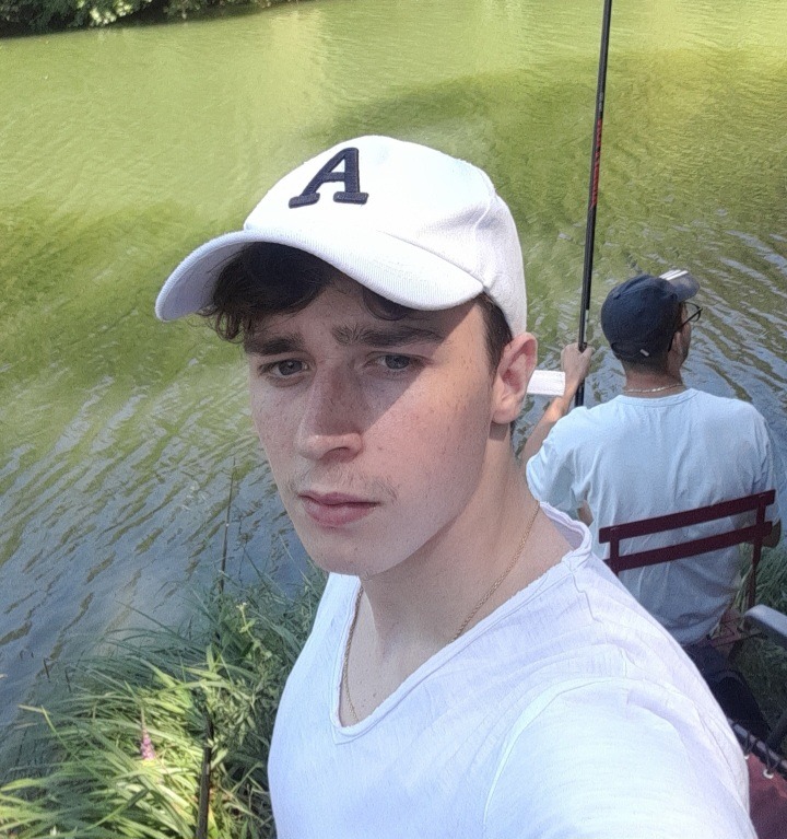 Profil de Abdrahman, 21 ans, Speed Dating Canada à Sainte-Hélène-de-Chester