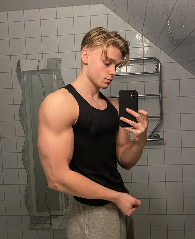 Profil de Battista, 21 ans, Speed Dating Canada à Vanguard