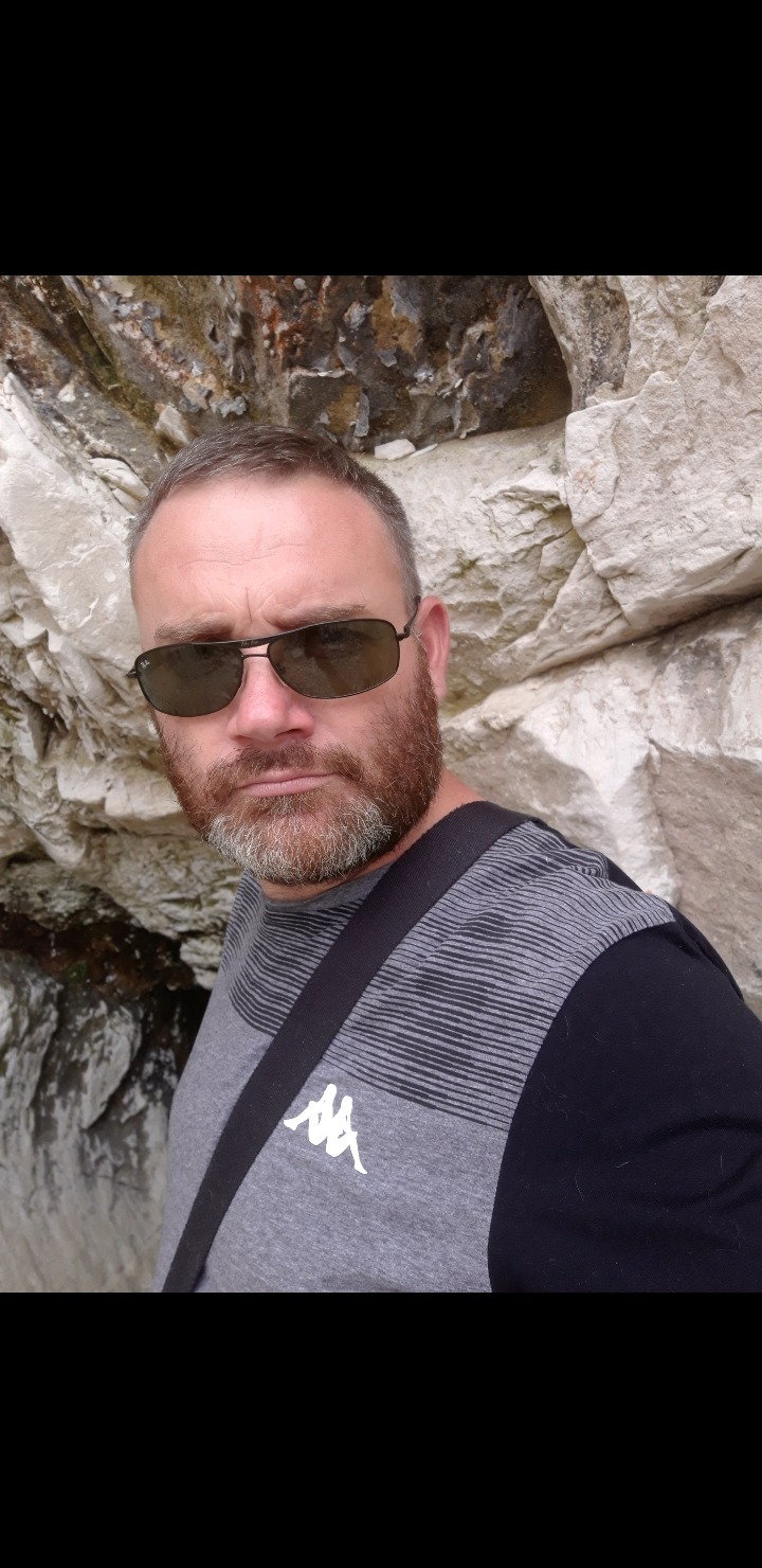 Profil de Razi, 48 ans, Speed Dating Canada à Crossfield