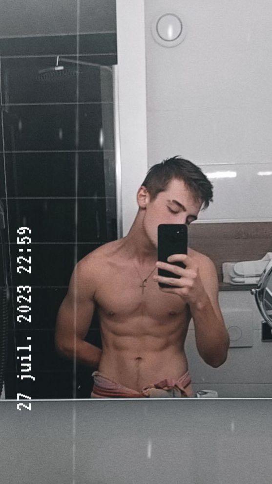 Profil de Paul-baptiste, 20 ans, Speed Dating Canada à Saint-Zénon-du-Lac-Humqui